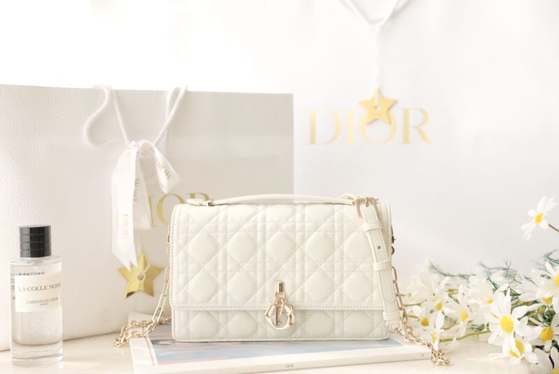 Replica My Dior Top Handle Bag White - ultra-realistic fake designer tote