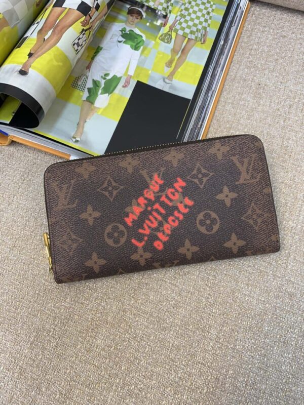 Replica Louis Vuitton Zippy Wallet Monogram - high-quality designer bag clone