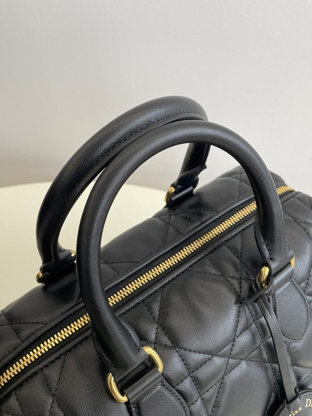 Replica Dior Groove Black - ultra-realistic fake designer tote