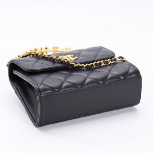 Replica CHANEL 23B Pearl Black Handle Bag - ultra-realistic fake designer tote