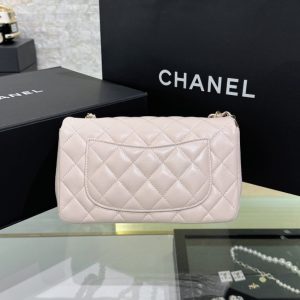 Replica CHANEL Classic Flap 20cm Beige - near-authentic luxury replica handbag