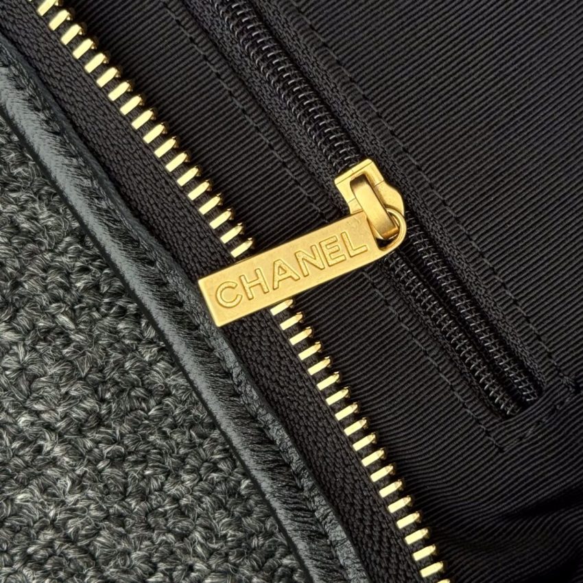 Replica CHANEL 24a Hobo Large Black - top-tier luxury replica shoulder bag