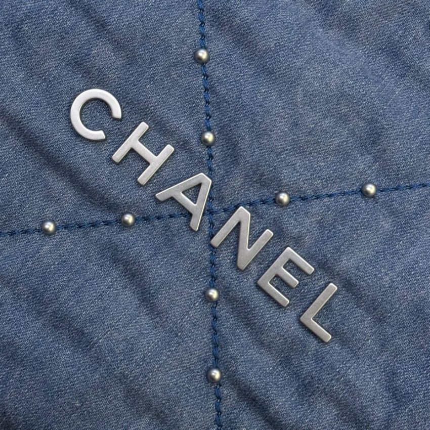 Replica CHANEL 22 Medium Handbag Denim - near-authentic luxury replica handbag
