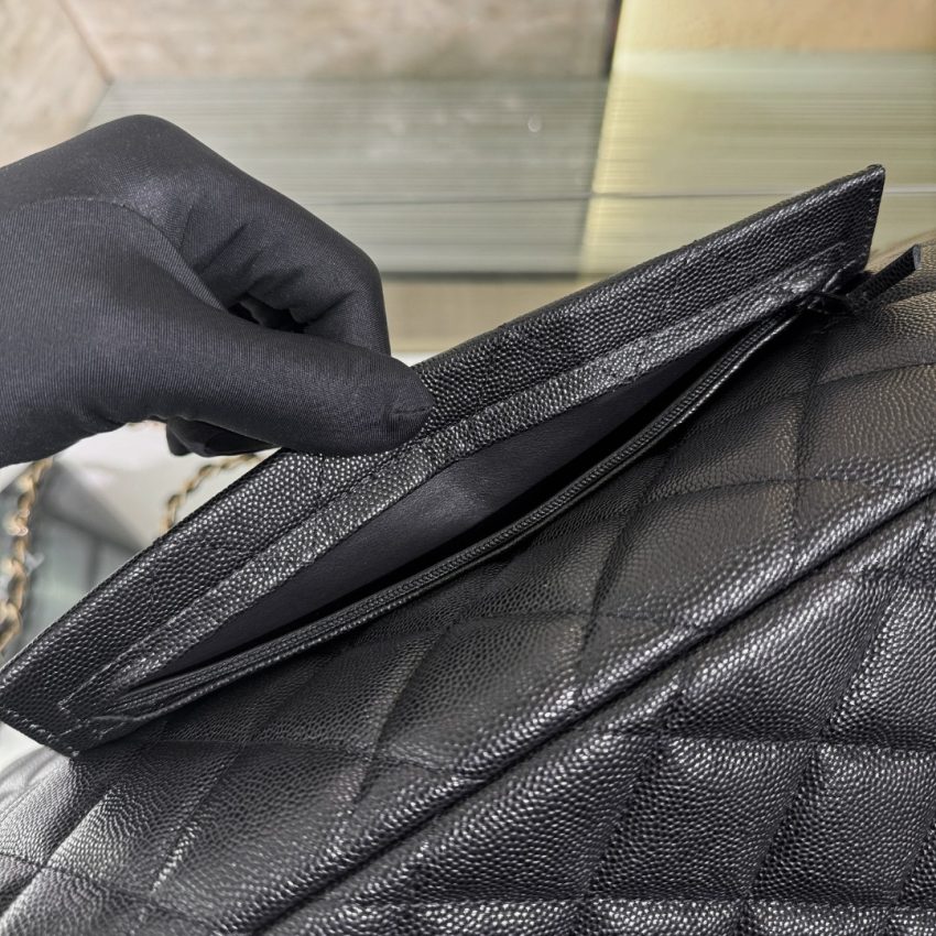 Replica CHANEL 24c Airport Bags Black - ultra-realistic fake designer tote