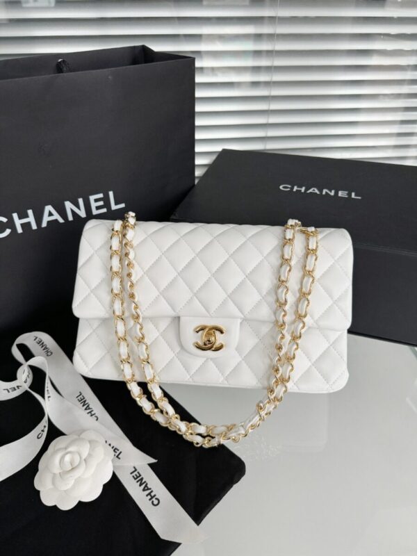 Replica CHANEL Classic Flap 25cm White - top-tier luxury replica shoulder bag