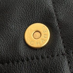 Replica CHANEL 24p Postman Bag Small Black - realistic designer-inspired fake bag