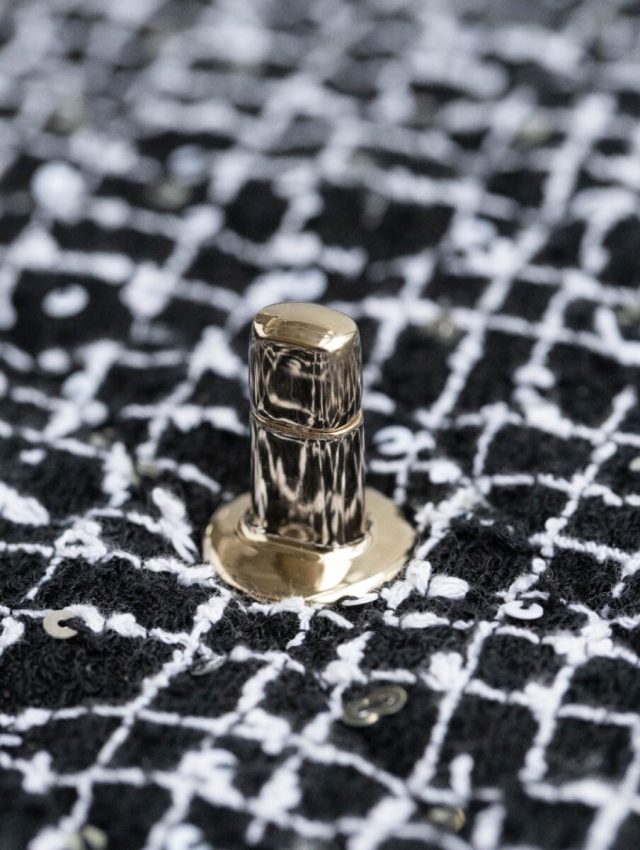 Replica CHANEL 24p Tweed Black and White - ultra-realistic fake designer tote