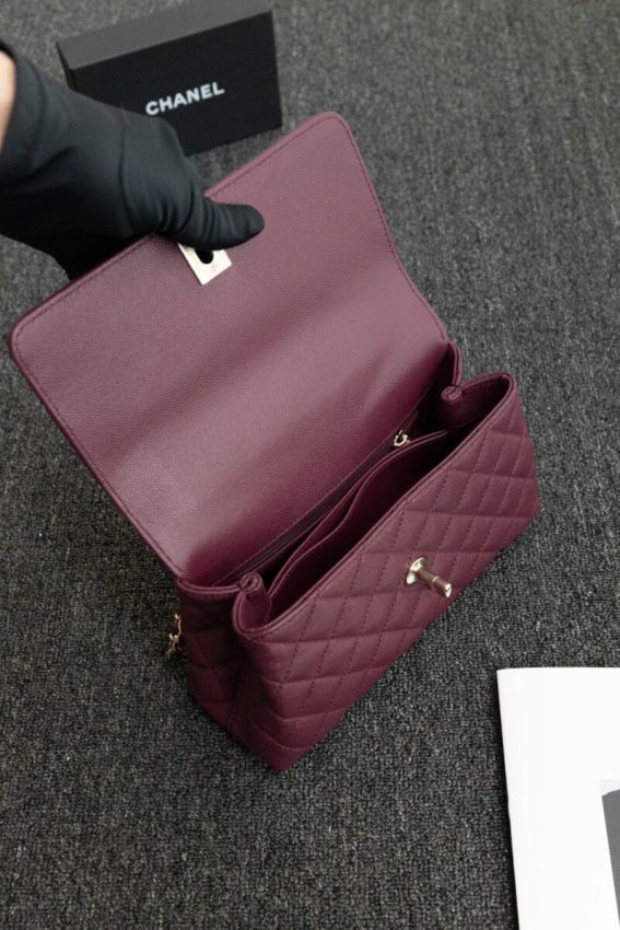 Replica CHANEL 23P Coco Burgundy - near-authentic luxury replica handbag