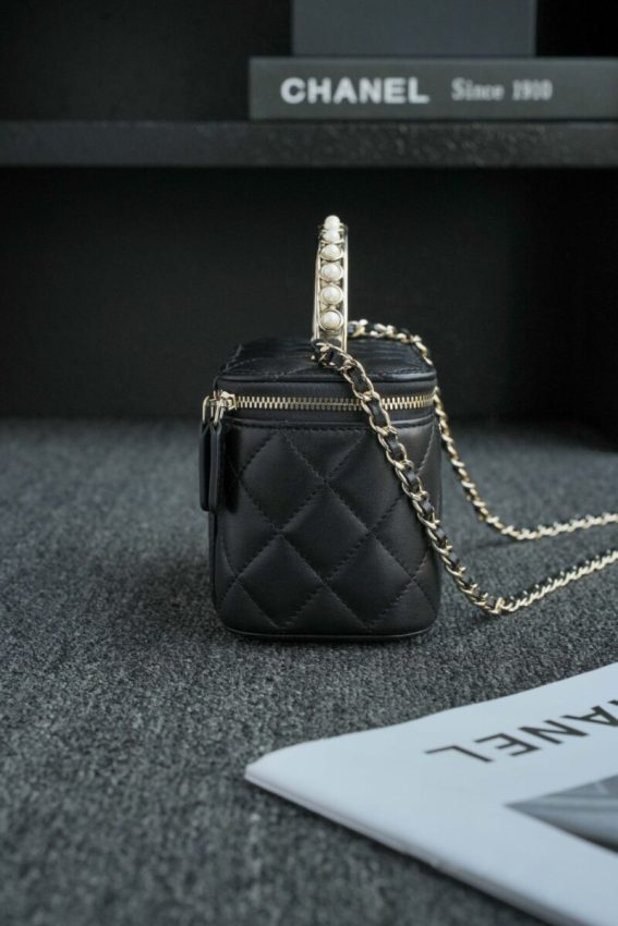 Replica CHANEL 24s Pearl Handle Box Black - premium-grade designer purse dupe