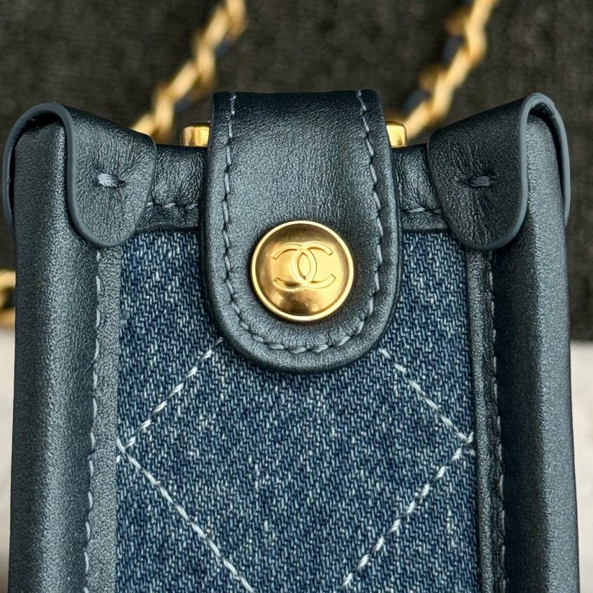 Replica CHANEL 23S Hobo Denim - near-authentic luxury replica handbag