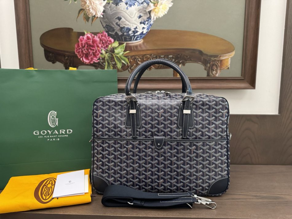 Goyard Ambassade MM Document Case Navy Blue