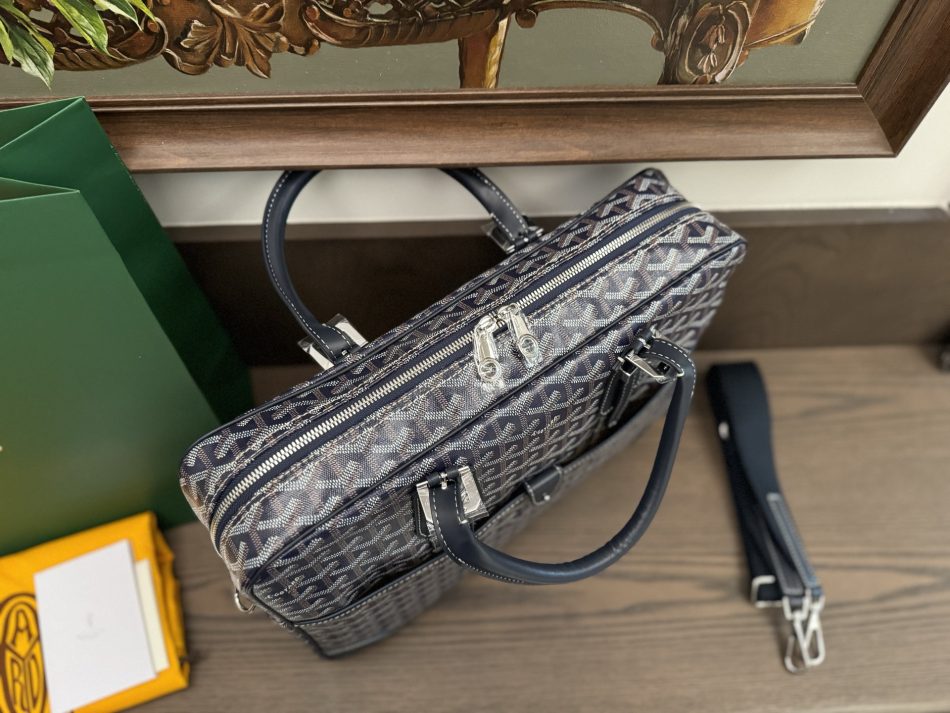 Goyard Ambassade MM Document Case Navy Blue