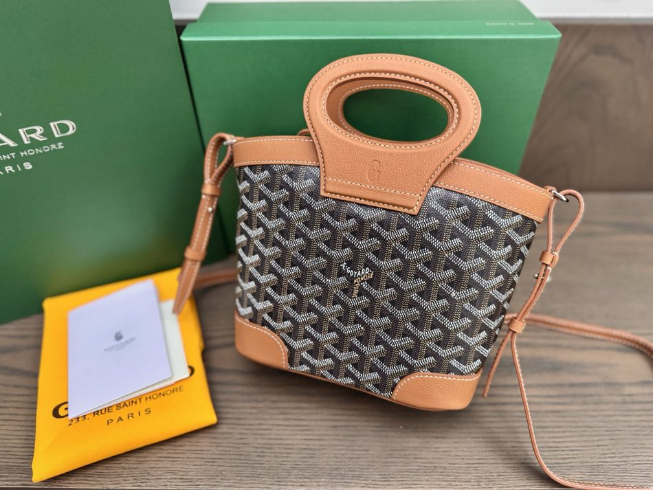 Goyard Replica Beluga Mini Bag Brown