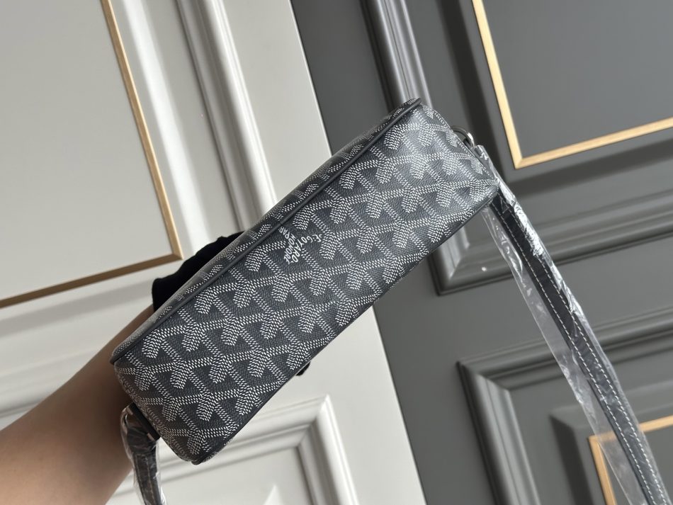 Goyard Cap Vert PM Bag Grey