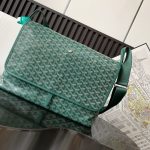 Goyard Capetien MM Messenger Bag Green