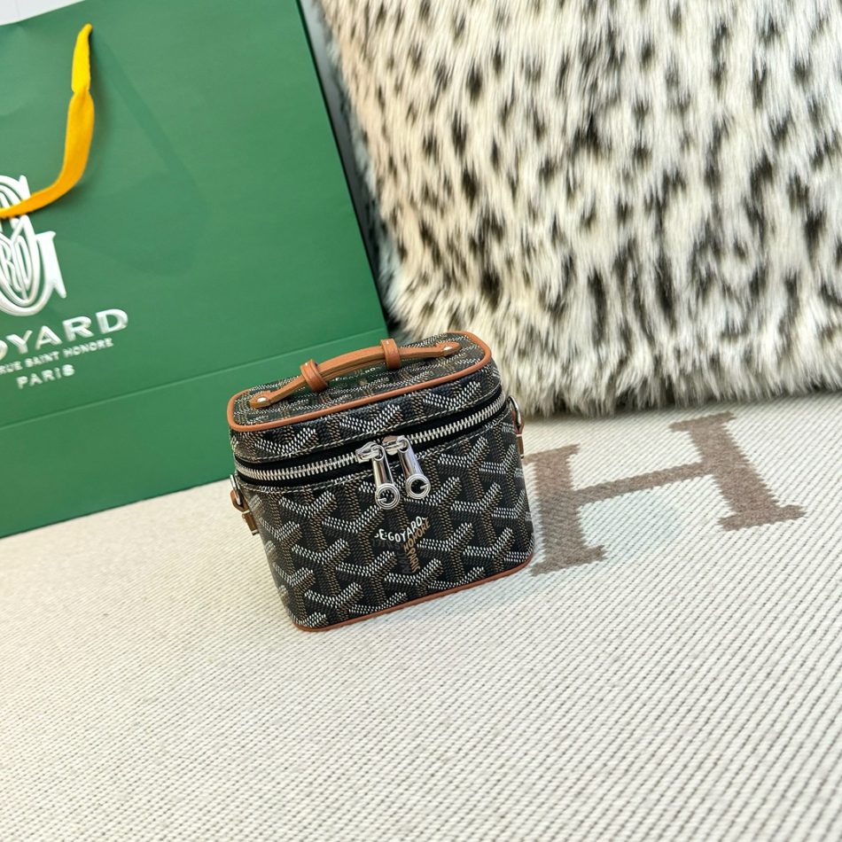 Replica Goyard Muse Nano Vanity Brown