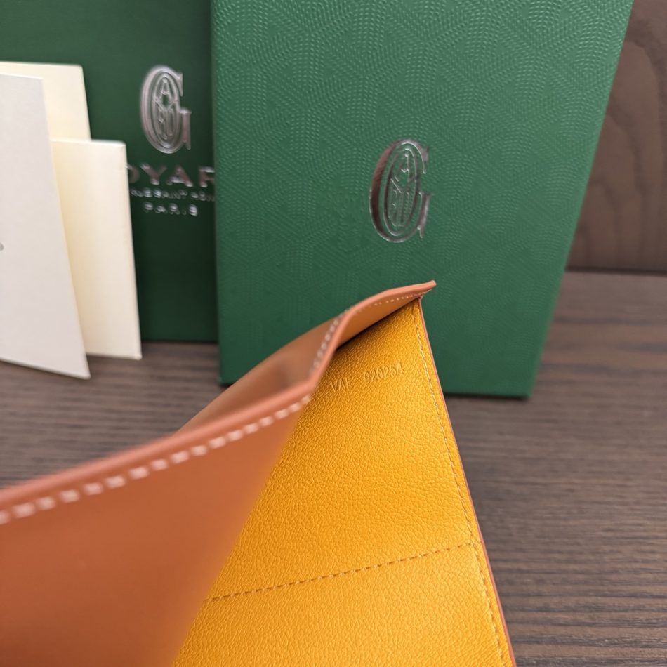 Goyard Saint-Gabriel Wallet Brown