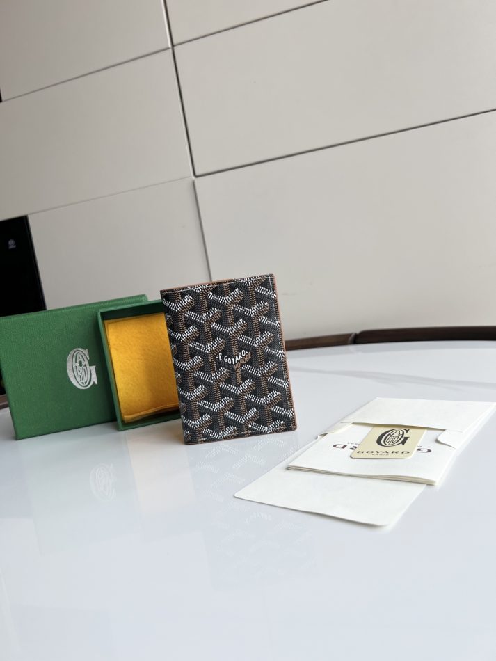 Goyard Saint-Pierre Card Wallet Brown